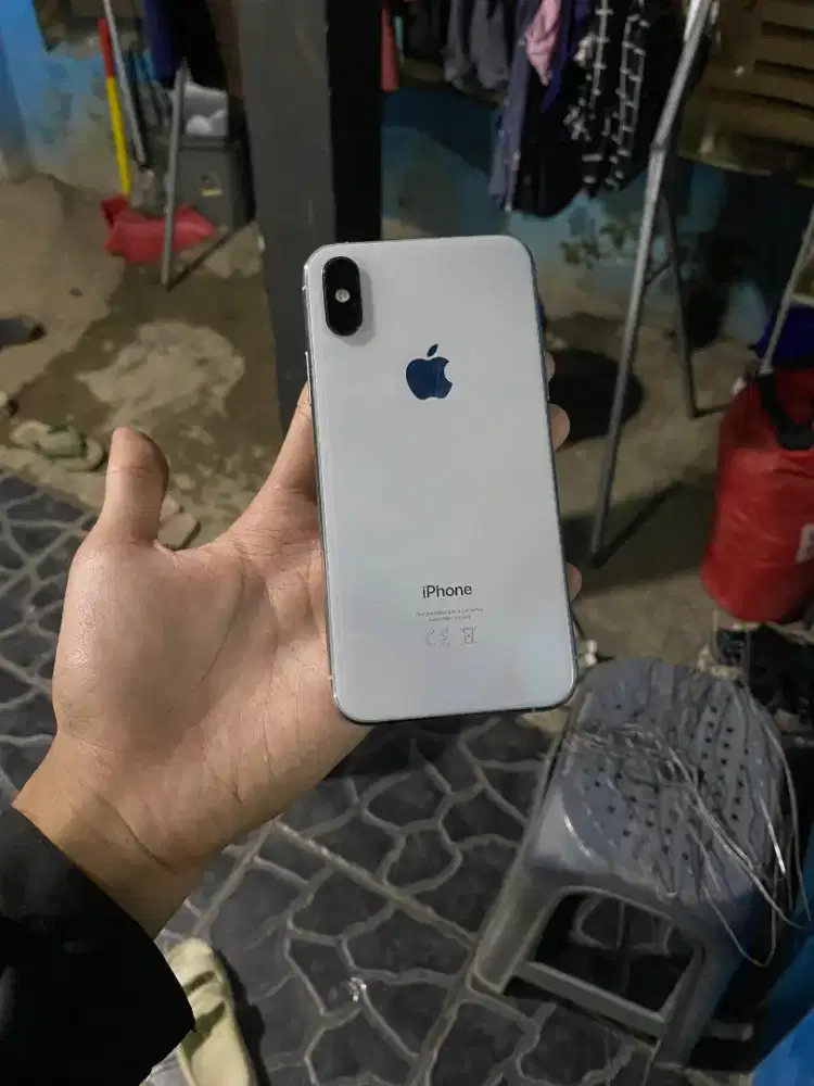 iPhone Xs 64gb inter