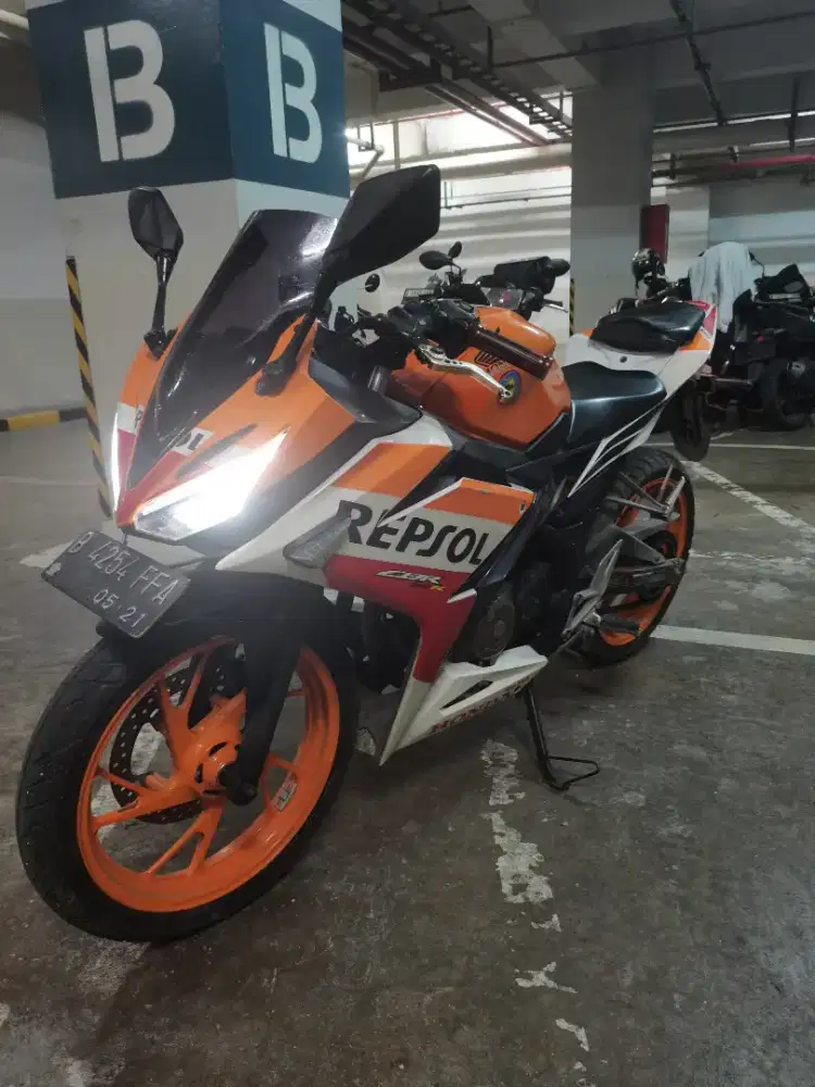 HONDA CBR 150 REPSOL