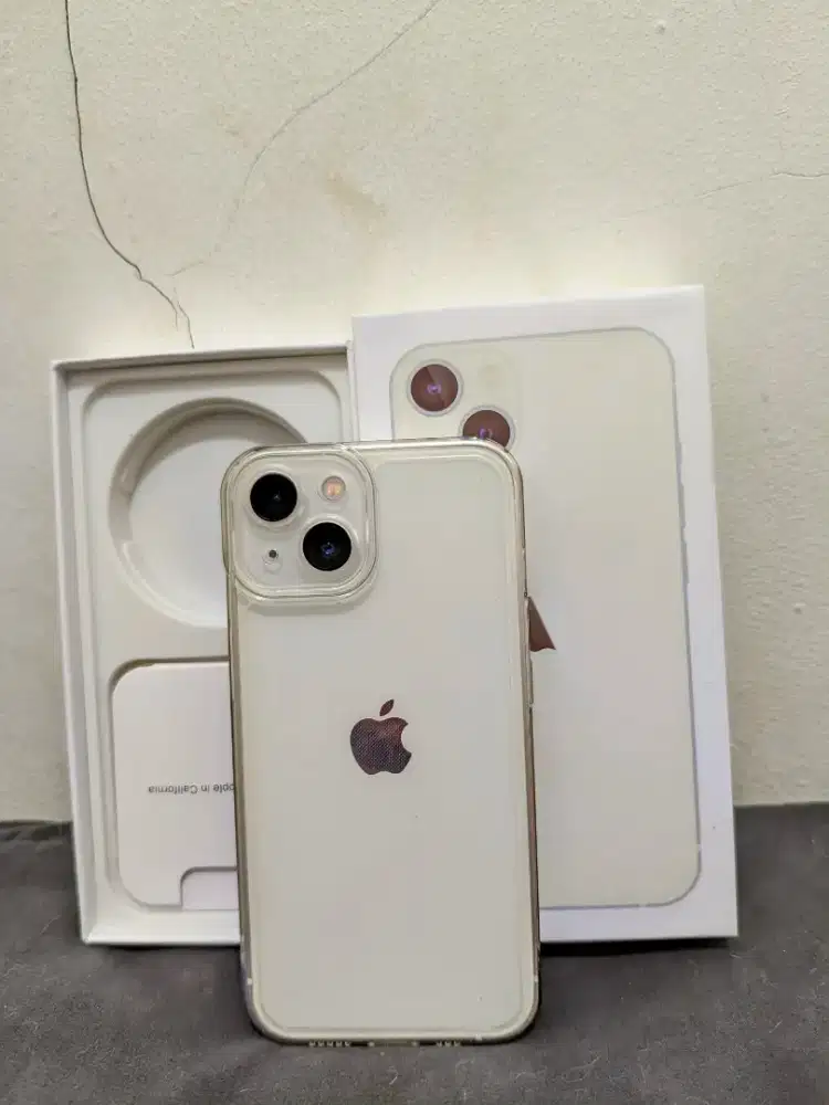 iPhone 13 128gb white