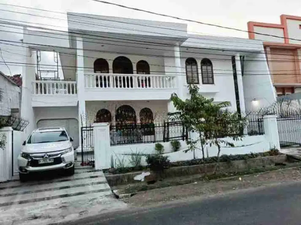 DIJUAL RUMAH KOS + RUMAH INDUK SEBERANG KAMPUS UNMER, DIENG - MALANG
