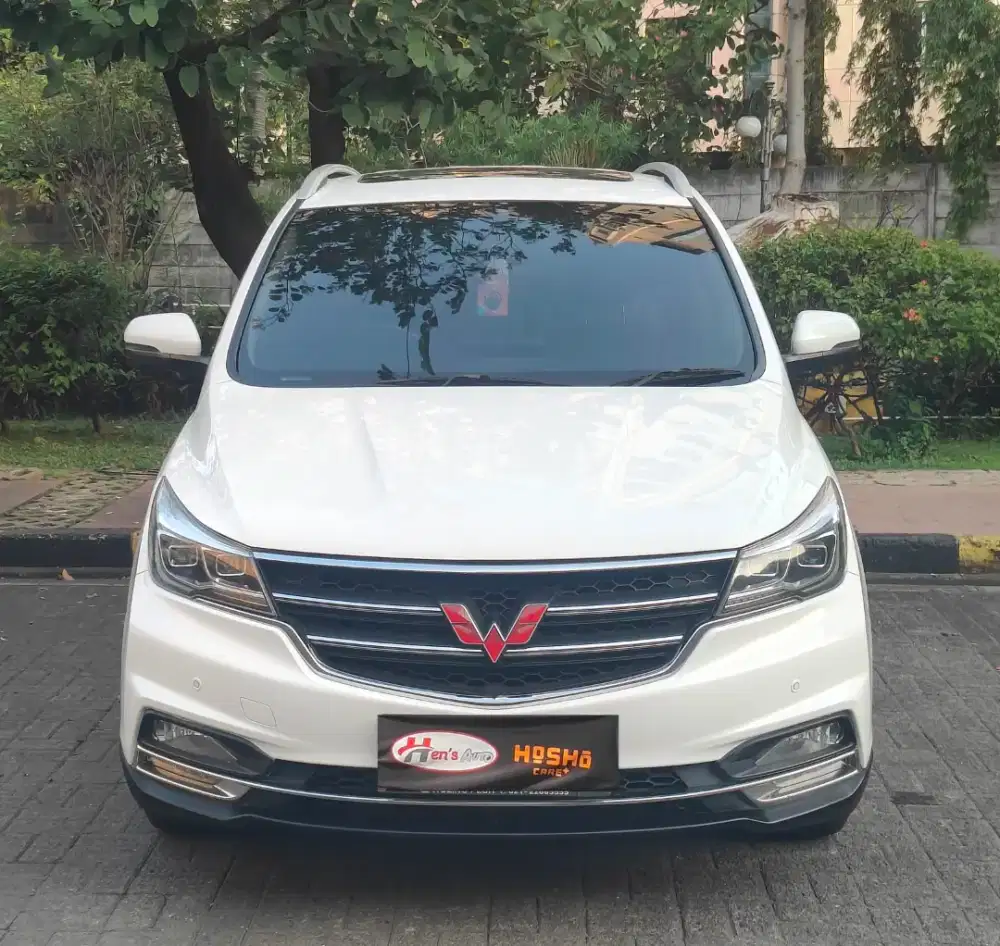 DP 5jt WULING CORTEZ TURBO 2018 L LUX PLUS AMT PUTIH