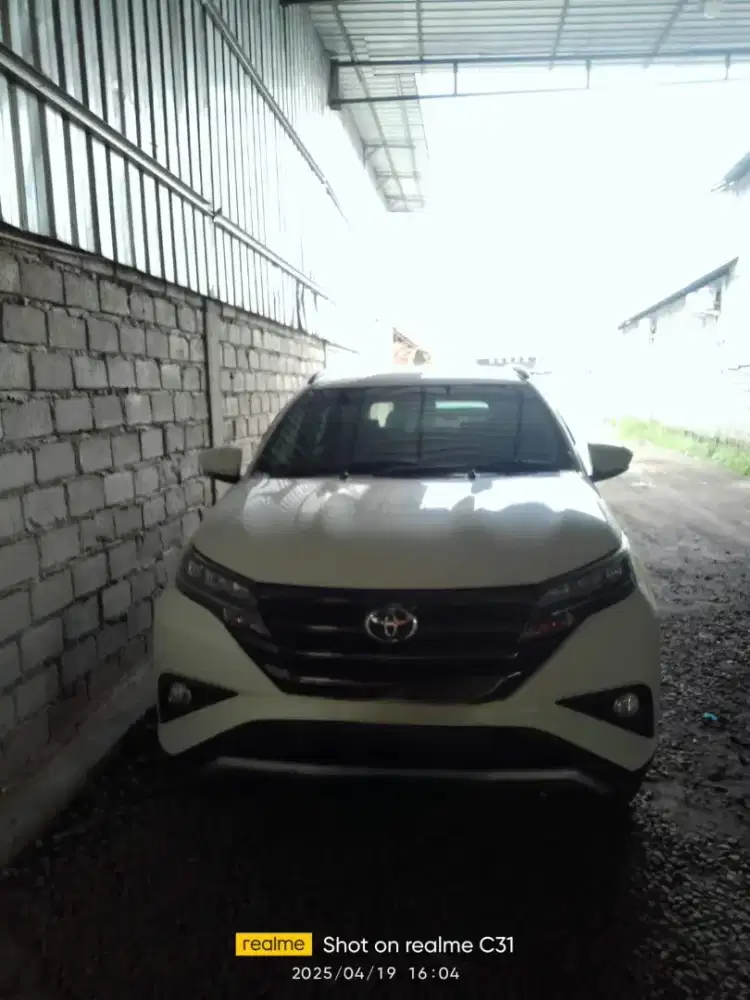 Toyota Rush 2022 Mulus terawat, pemakaian dari baru
