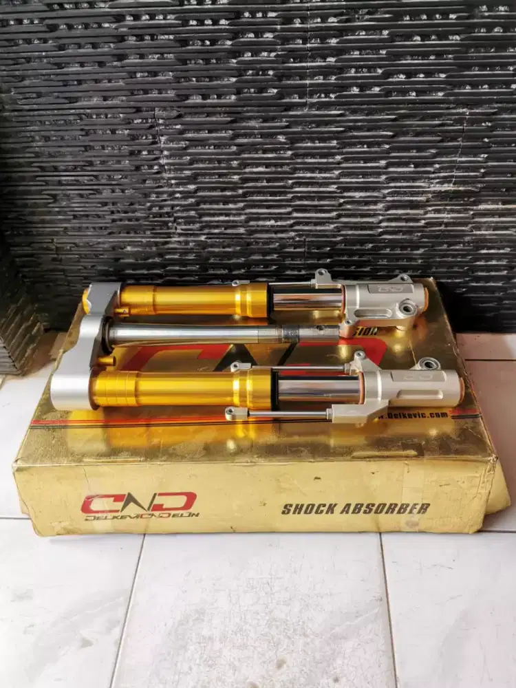 Shock USD CND ADV 150 / 160