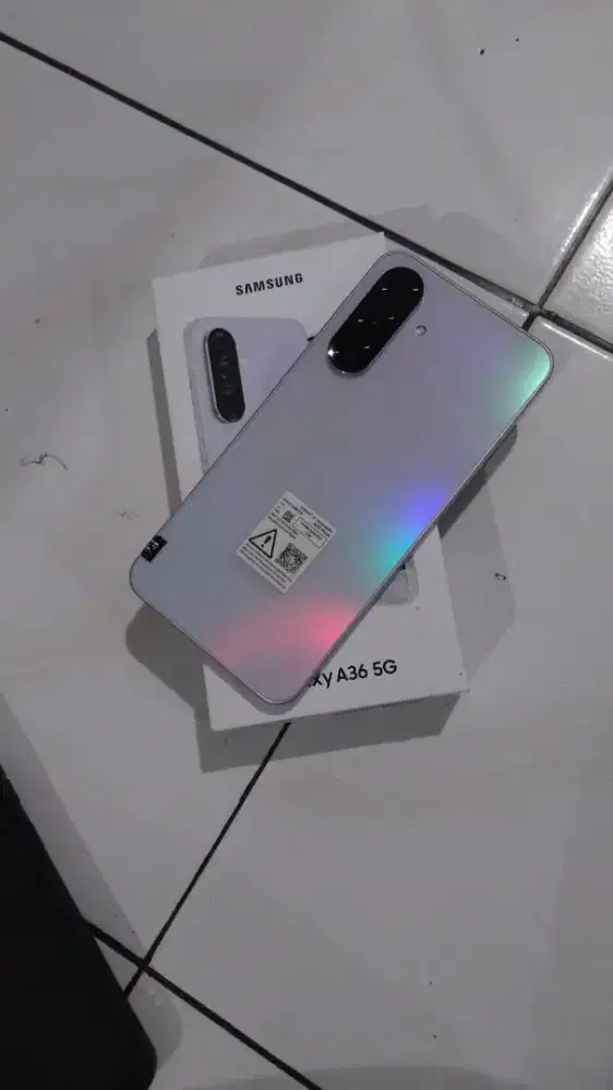 Samsung A36 5G.
