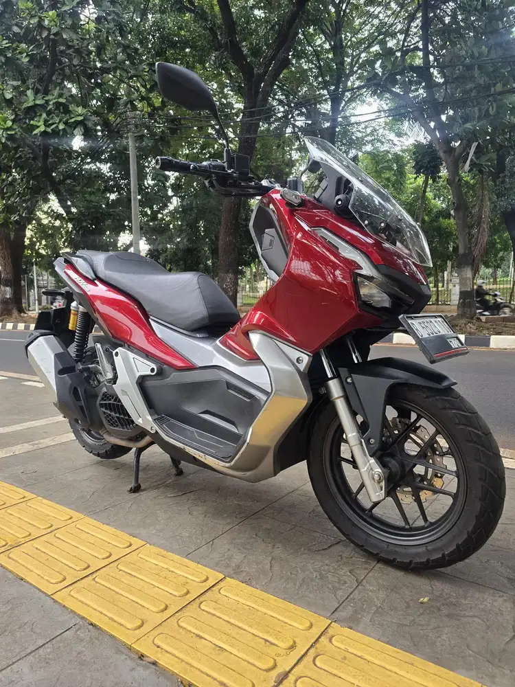 DP MINIM 2JTA CASH KREDIT NEW HONDA ADV 150 CBS ISS THN 2021 PAJAK ON