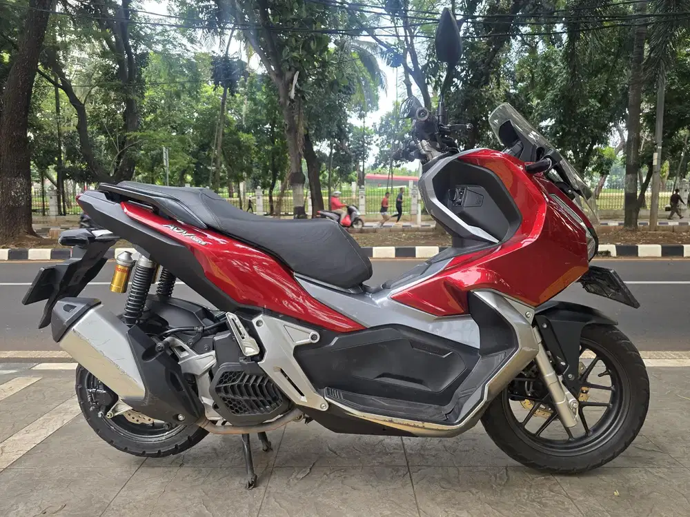 DP MINIM 2JTA CASH KREDIT HONDA ADV 150 CBS ISS THN 2021 PAJAK IDUP