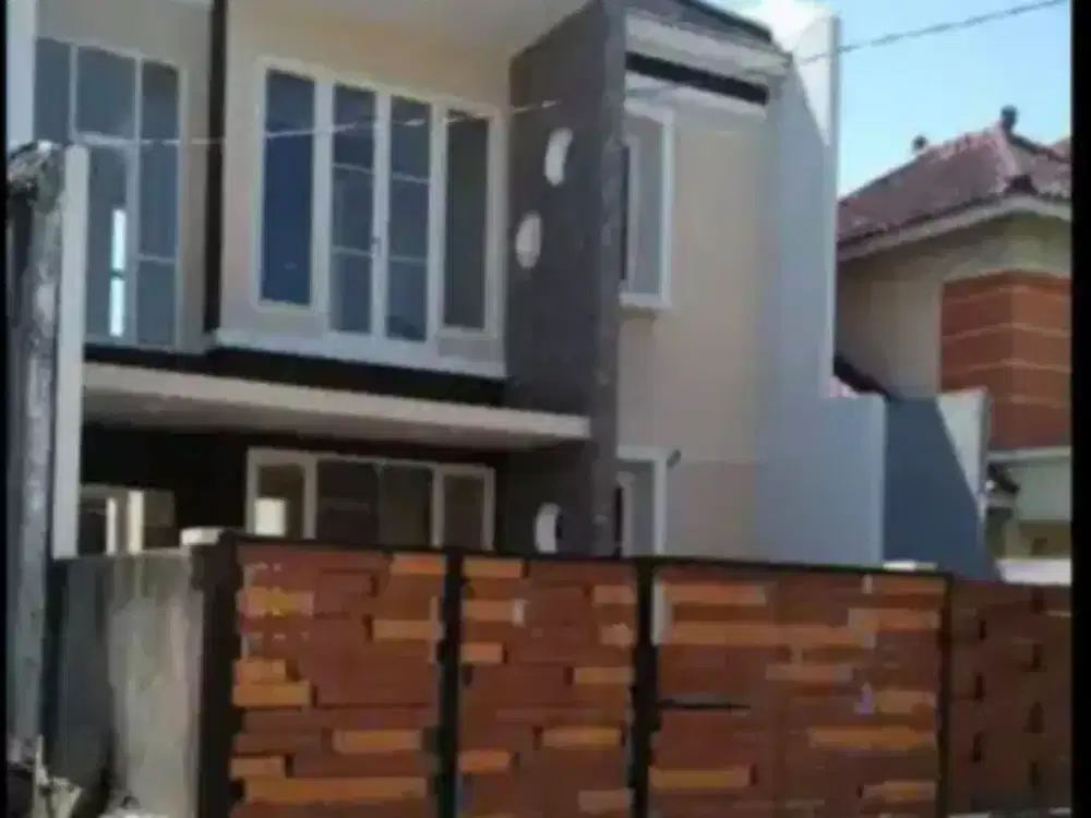 Rumah 2 Lantai Perumahan Gununganyar Emas Rungkut Surabaya Siap Huni