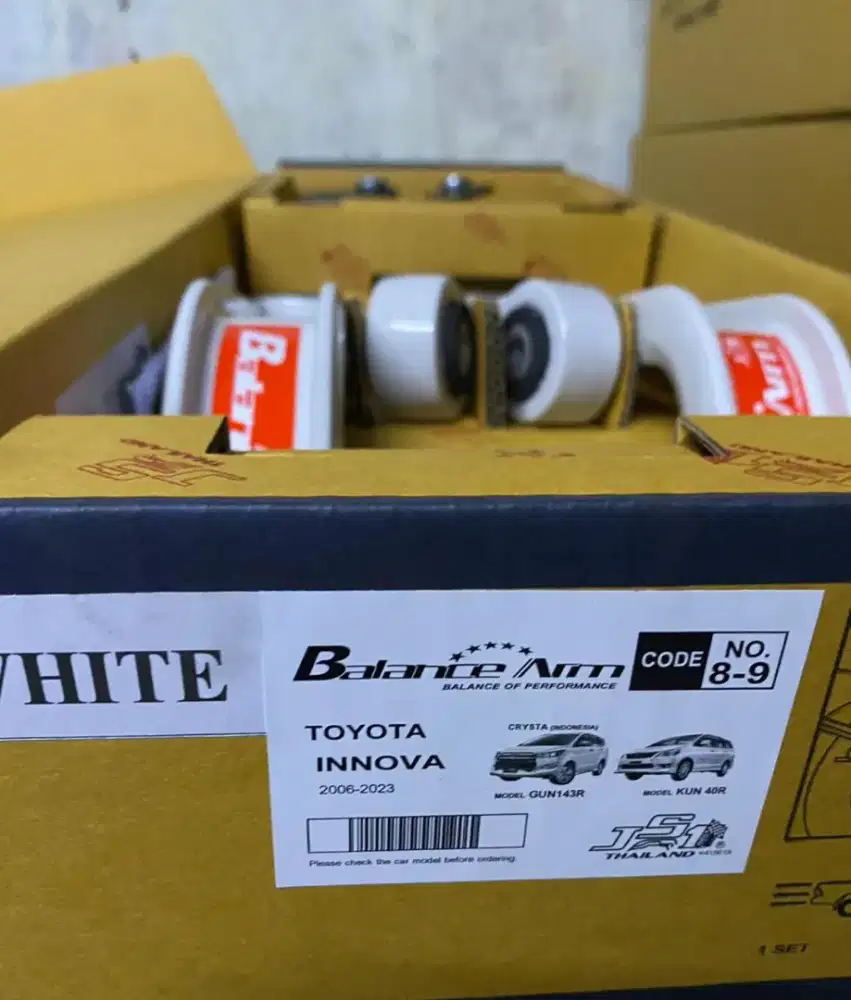 Balnce Arm toyota inova