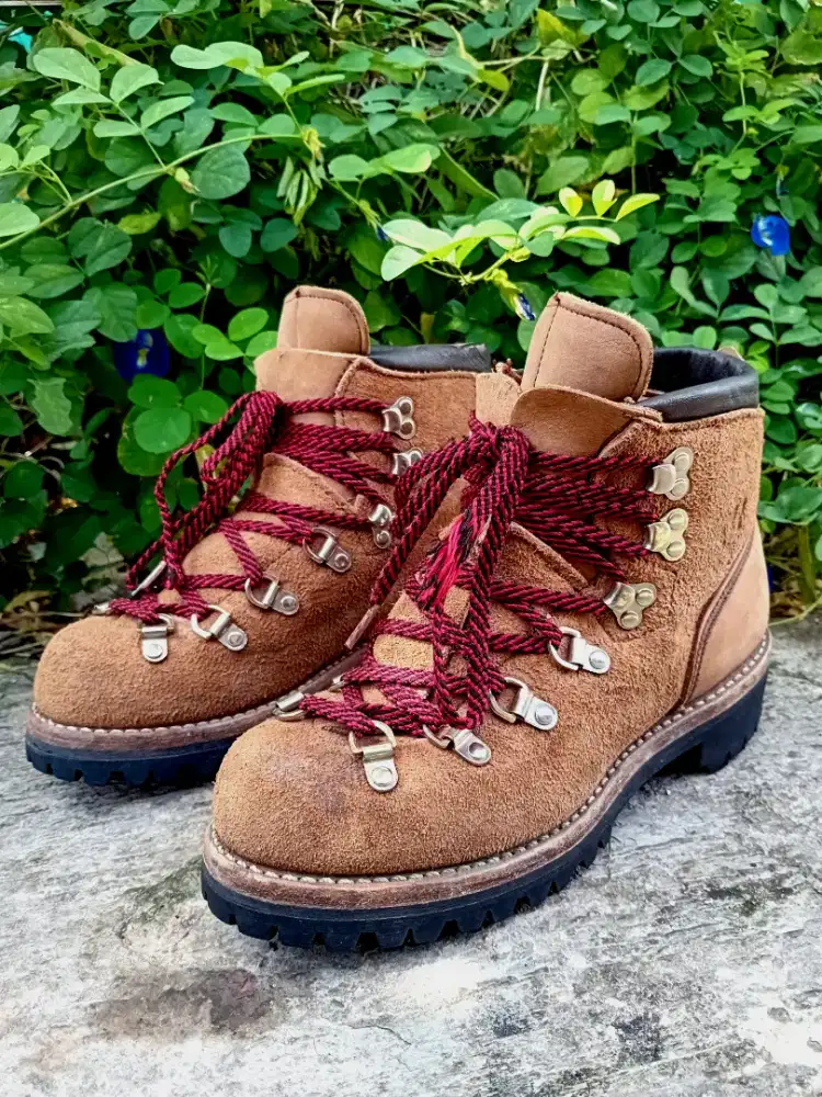 Vintage 70's Vasque Suede Leather Mountaineering Boots - Made in USA