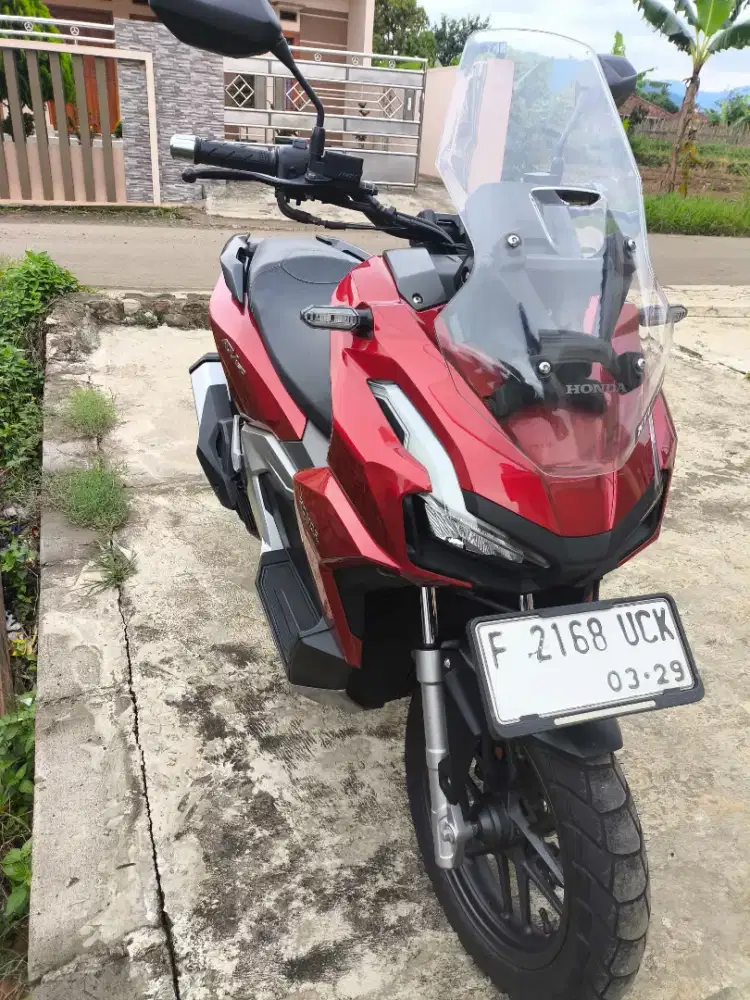 Honda Adv160 type CBS ISS like new