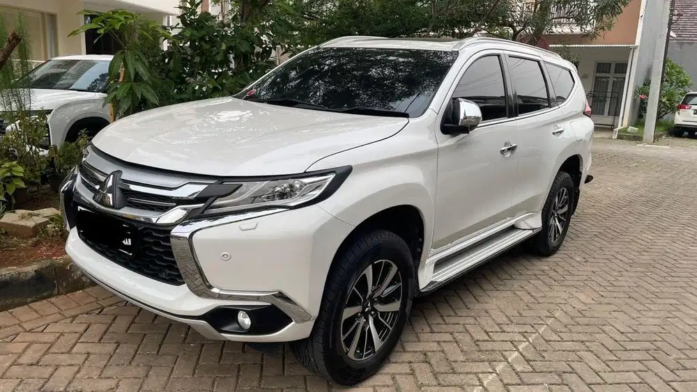 Pajero Sport Dakar 4x2 2018 Putih Automatic