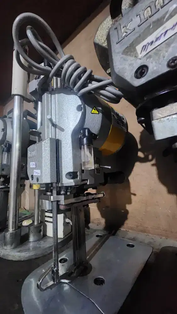 Penjahit Pakaian Pria