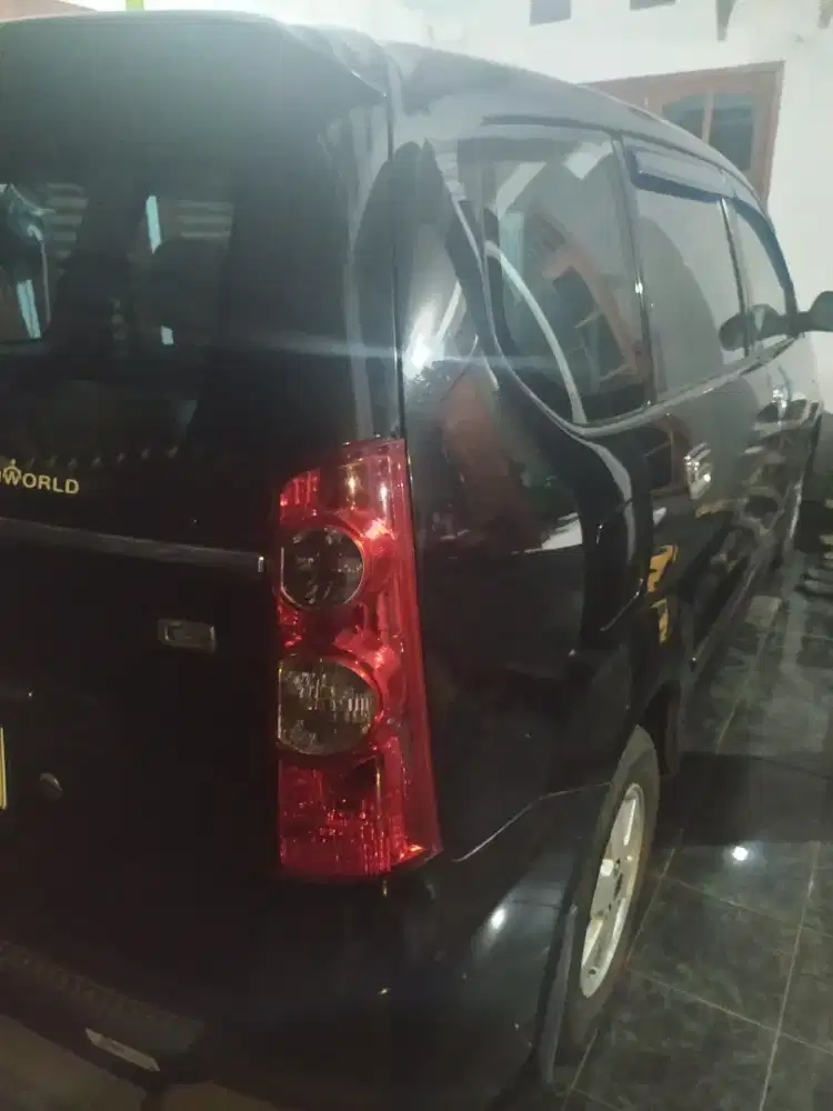 Avanza tangan pertama