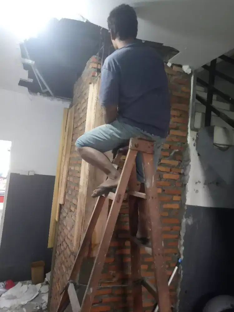 Solusi perbaikan rumah anda harian dan borongan