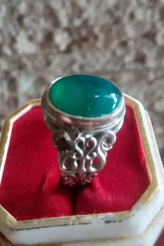 Batu Bacan Gulau Tanjung