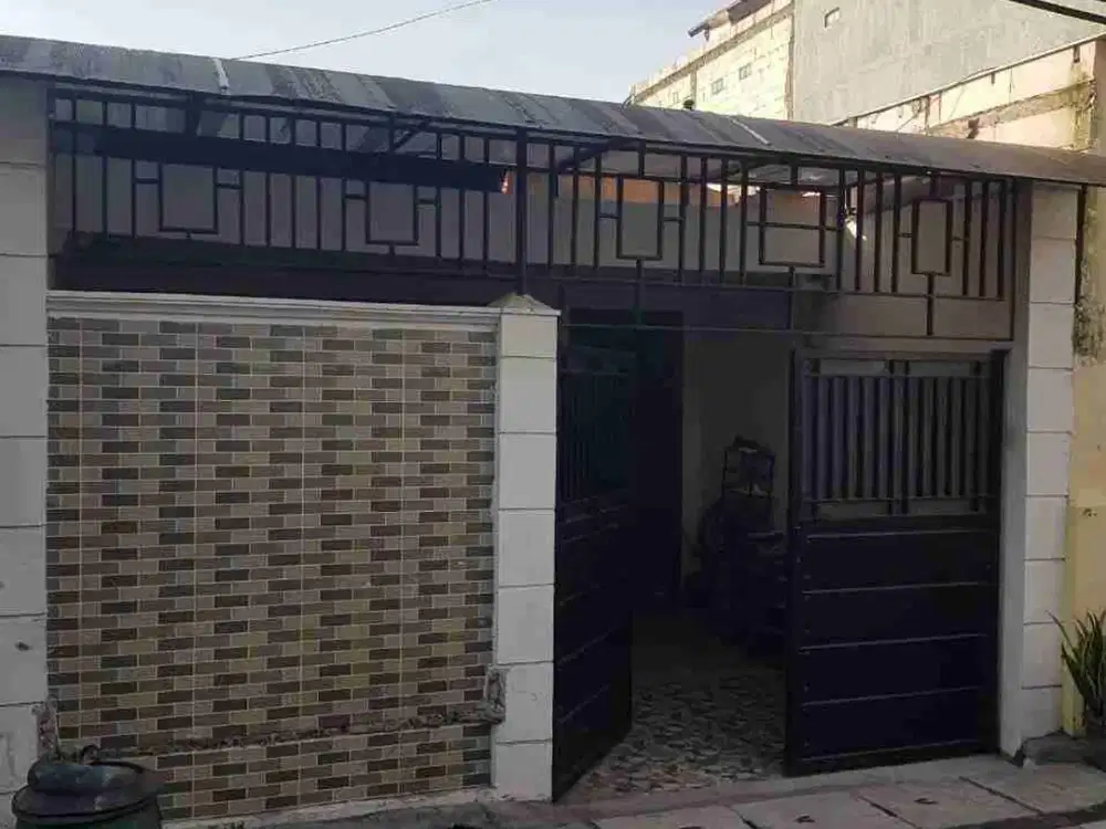 Dijual rumah di Lebo Agung