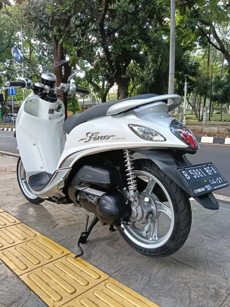 DP MINIM 500 CASH KREDIT YAMAHA FINO PREMIUM 125 FI THN 2022 PAJAK ON