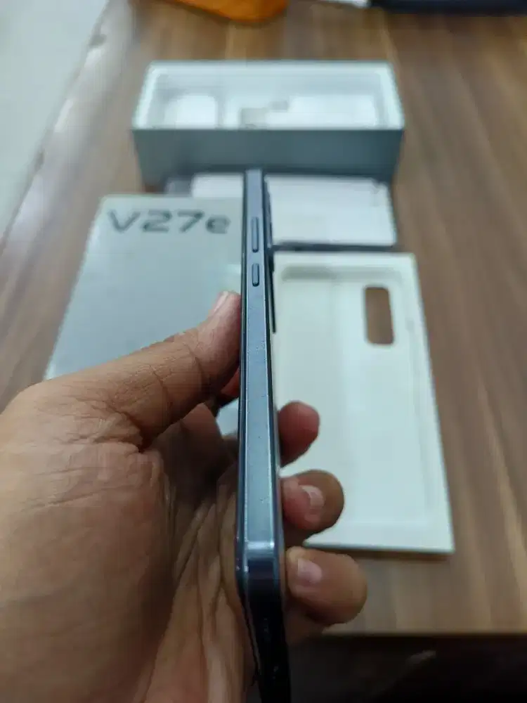 Vivo V27e (8+8/256 GB) Fullset, Box, TaliCas,KepalaCas,Surat. No minus