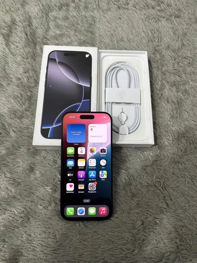 Iphone 16 Pro 256gb Black IBOX Garansi On Mei 2026