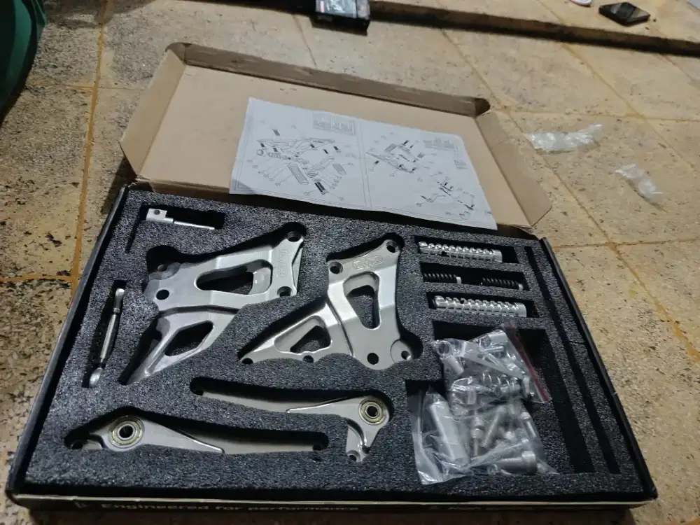 UB KTR NINJA R/SS new