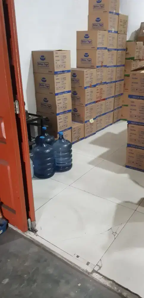 Dicari cewek untuk kerja di depot air