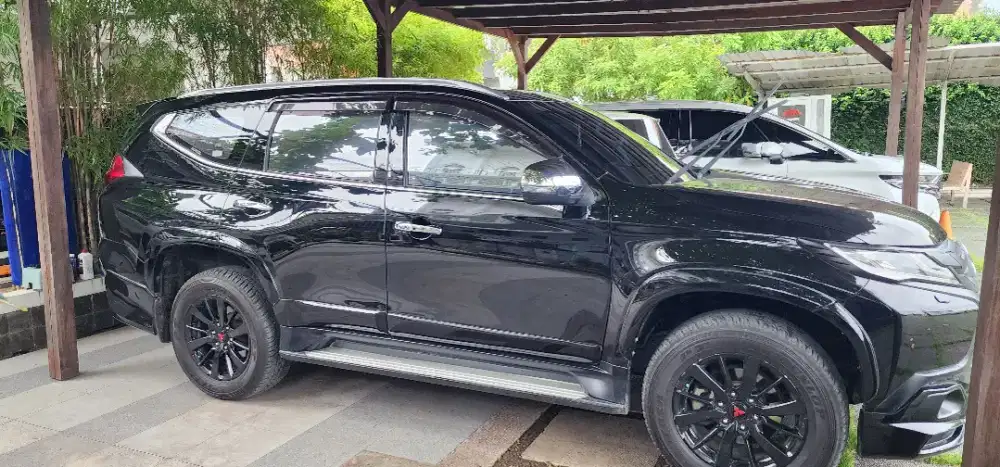 Di butuhkan tukang cat dan tukang las mobil