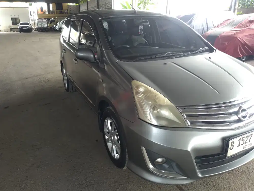 Nissan Livina 2013 Bensin