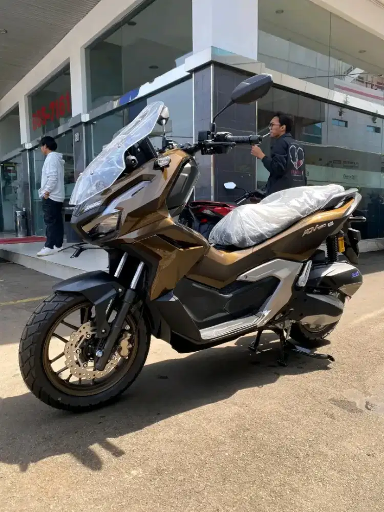 HONDA ADV 160 ABS ROADSYNC