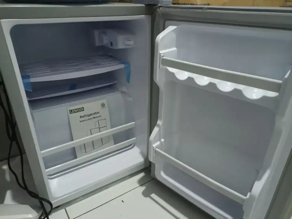 Dijual kulkas Lenodi