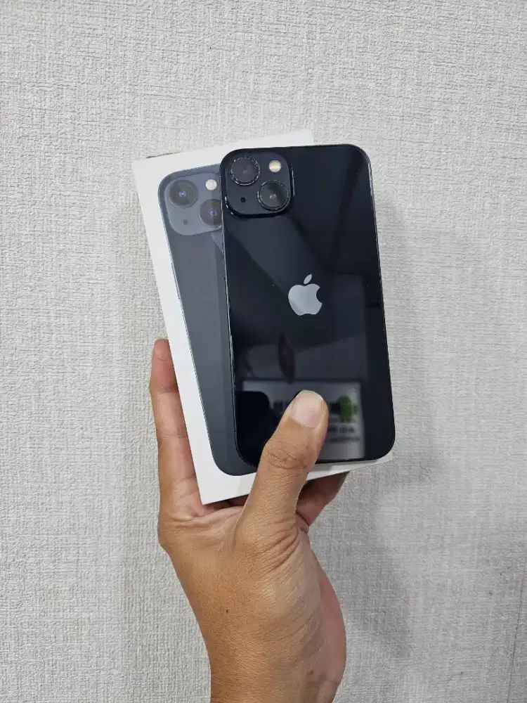 Iphone 13 128gb seken garansi ibox bisa cash/cicilan paylatter