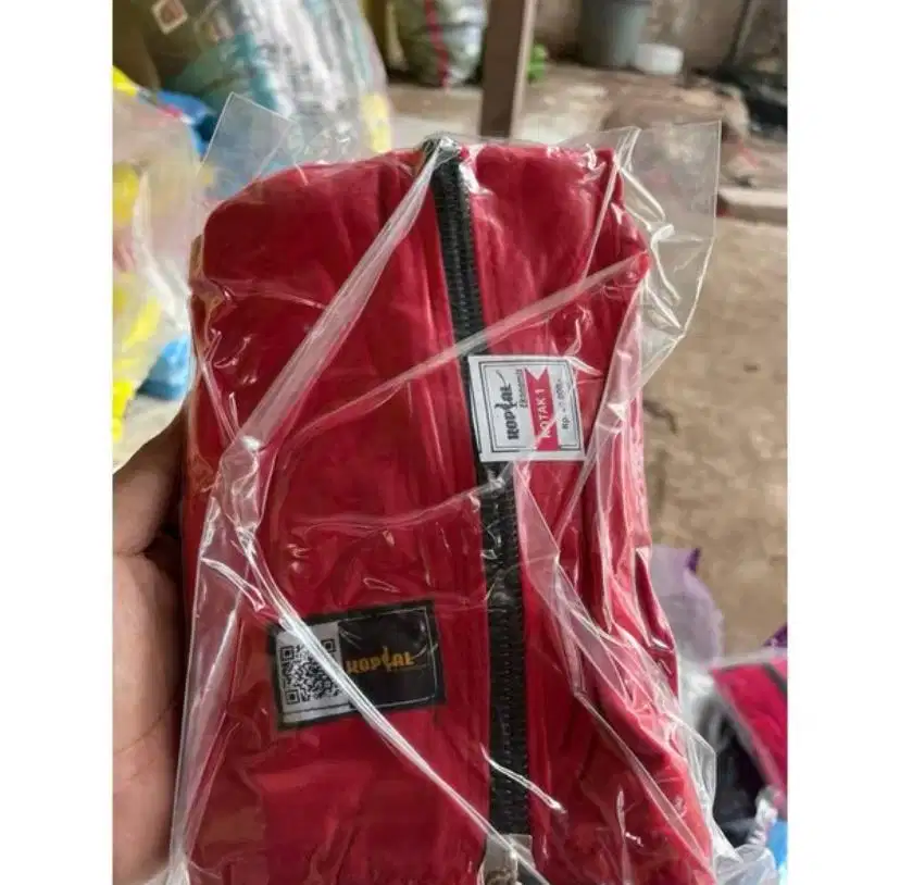 Kerodong sangkar kotak-kopral-tebal -warna merah maroon