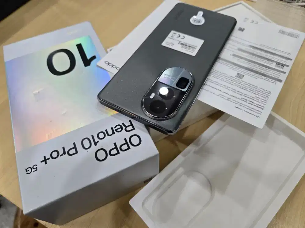 Oppo Reno 10 Pro Plus 256 GB Kondisi Seperti Baru