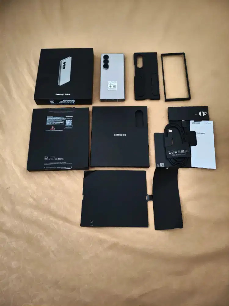 Samsung Z Fold 6 12/512gb SEIN Resmi Fullset original mulus terawat