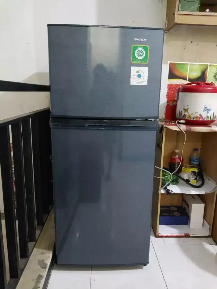 Kulkas Sharp 2Pintu