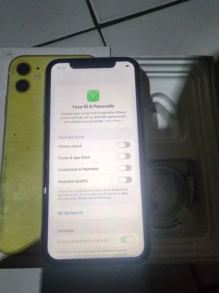 Iphone 11 128gb ex inter warna yellow