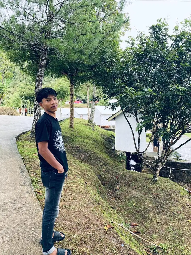 ingin mencari kerjaan yang halal