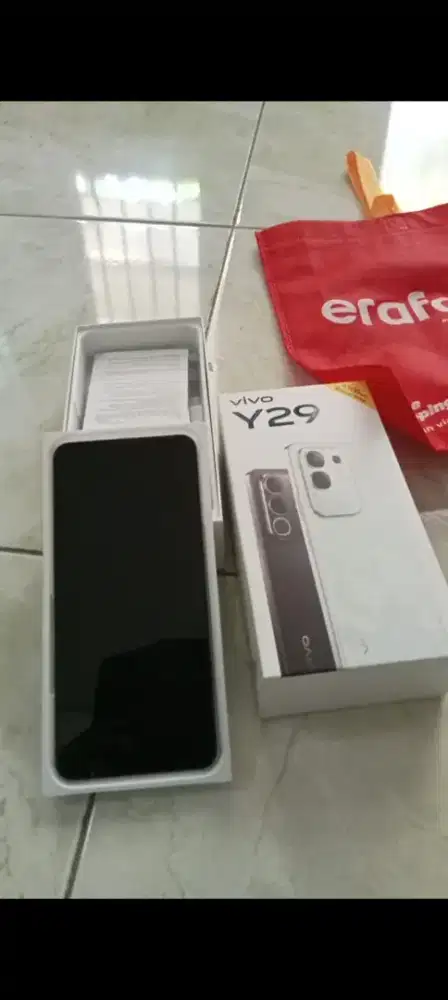 For Sale Vivo Y29 Putih Marmer 128GB RAM 8+8GB