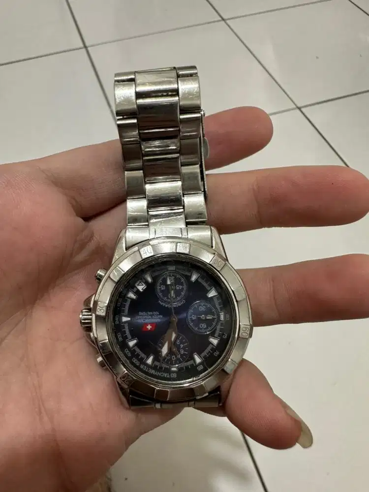 Jual jam tangan swiss army
