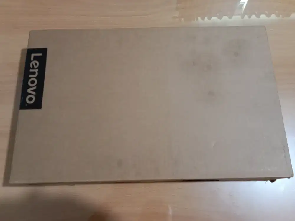 Laptop Lenovo 81H4 Prosesor Amd