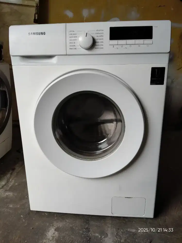 Mesin cuci Samsung front loading inverter