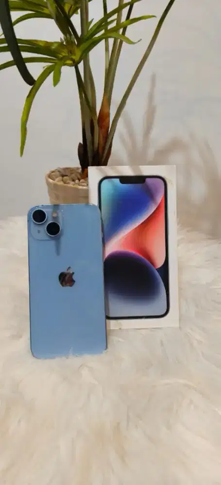 Jual Iphone 14, mulus, lengkap box, pemakaian setahun,  bonus casing