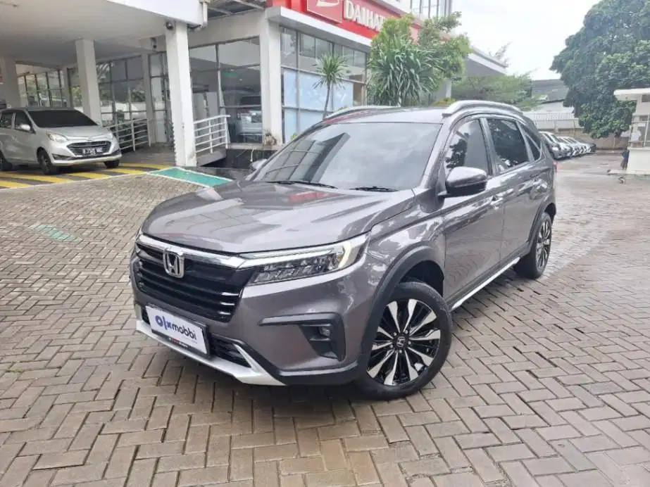 LOW DP Honda BR-V 1.5 Prestige Bensin-AT 2022 DFZ