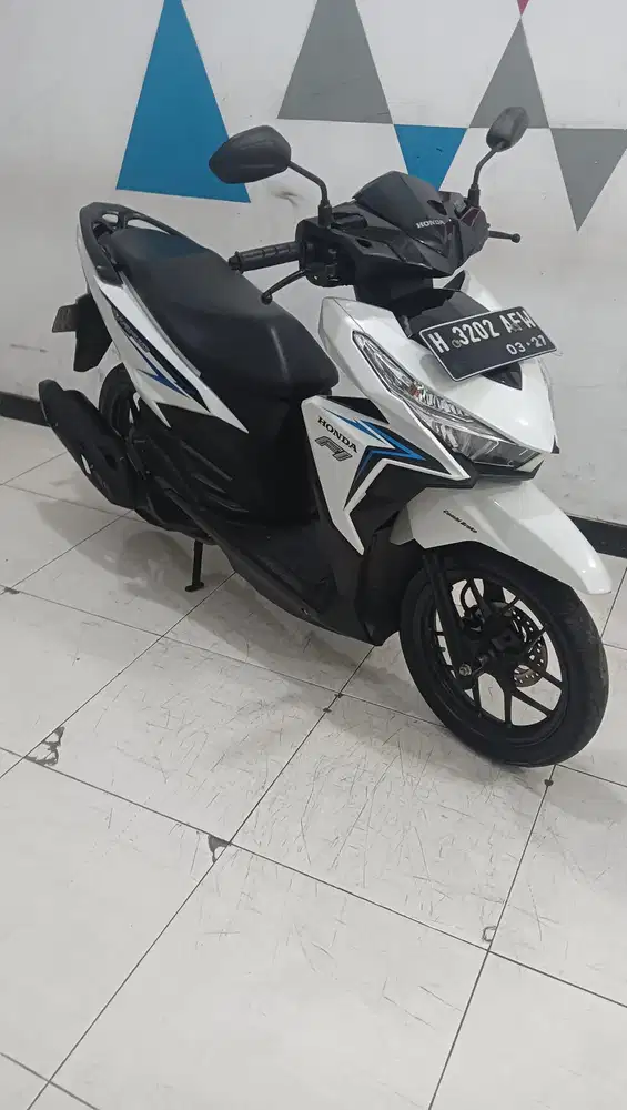 Honda New Vario 125 LED 2017 km.16.000 Asli
