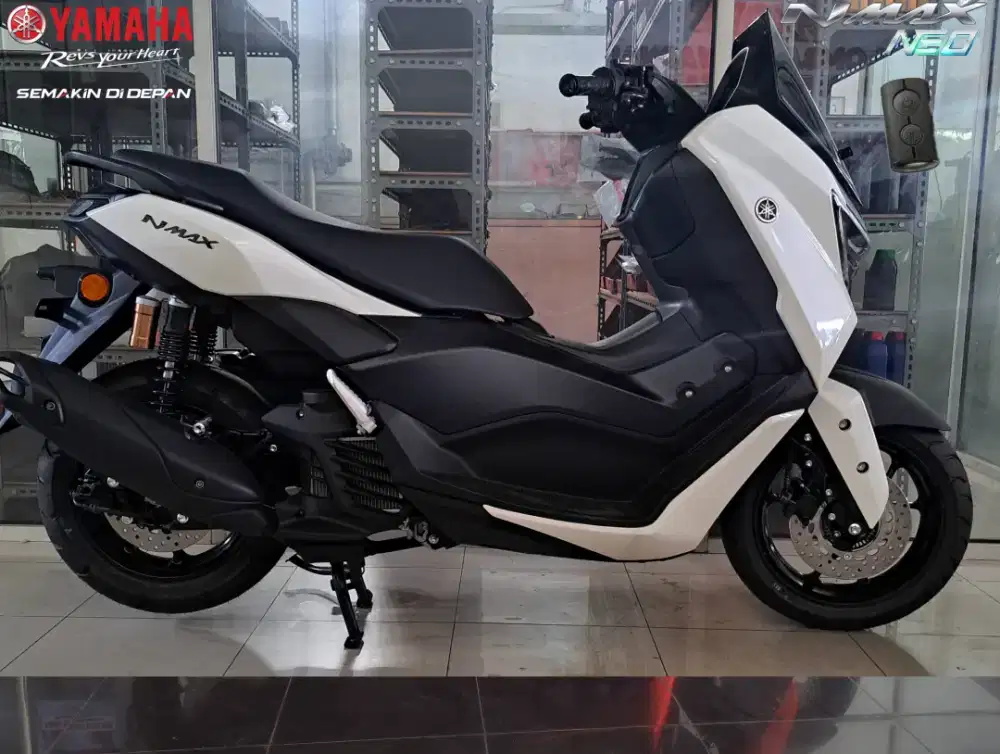 [ Motor Baru ] Nmax neo s keyles putih