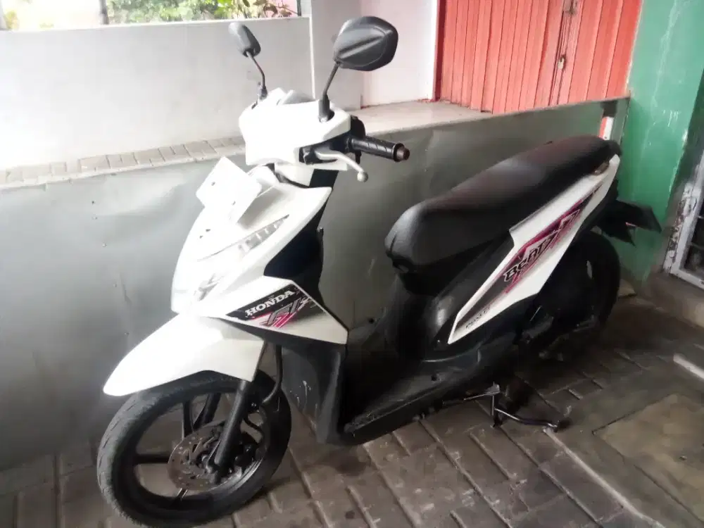 Dijual Honda Beat 2013