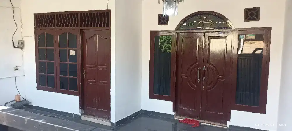 Dikontrakan 1 unit rumah tahunan