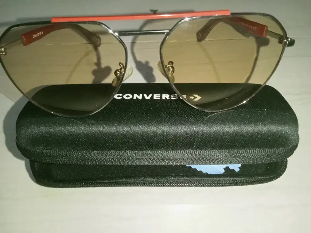Dijual kacamata Converse pria ORI