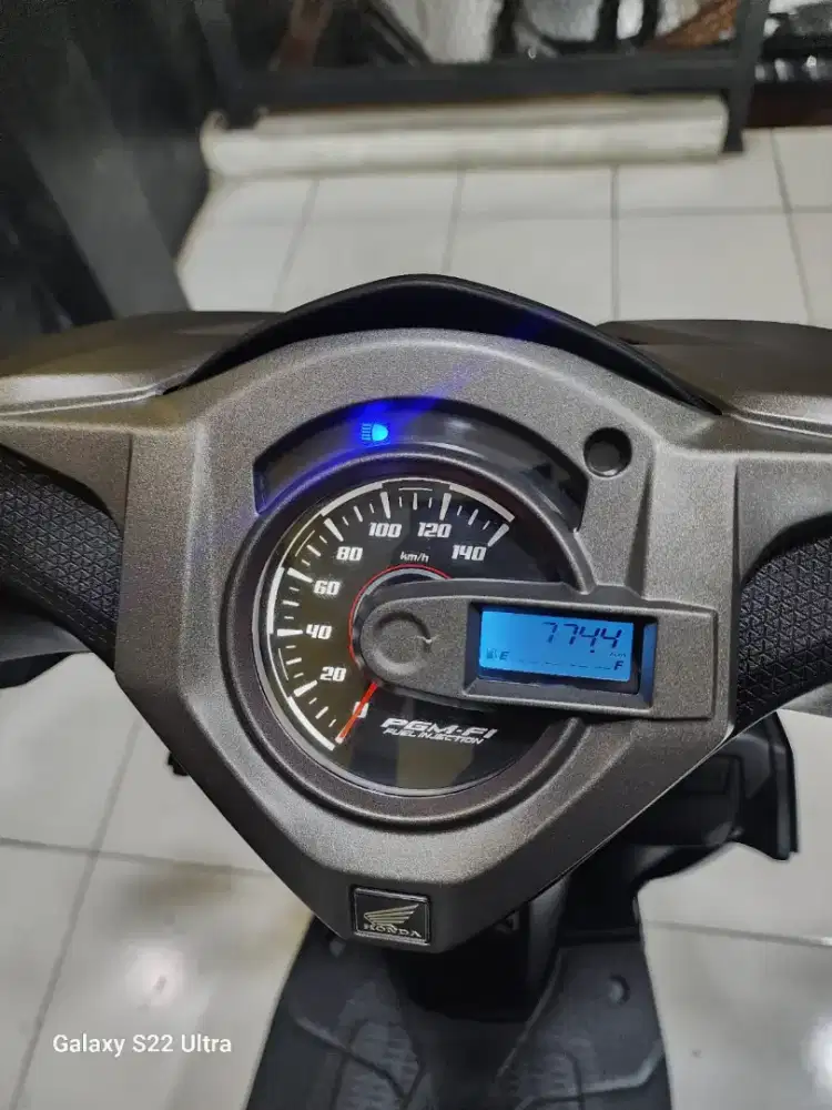 Beat delux smartkey 2025 km 700