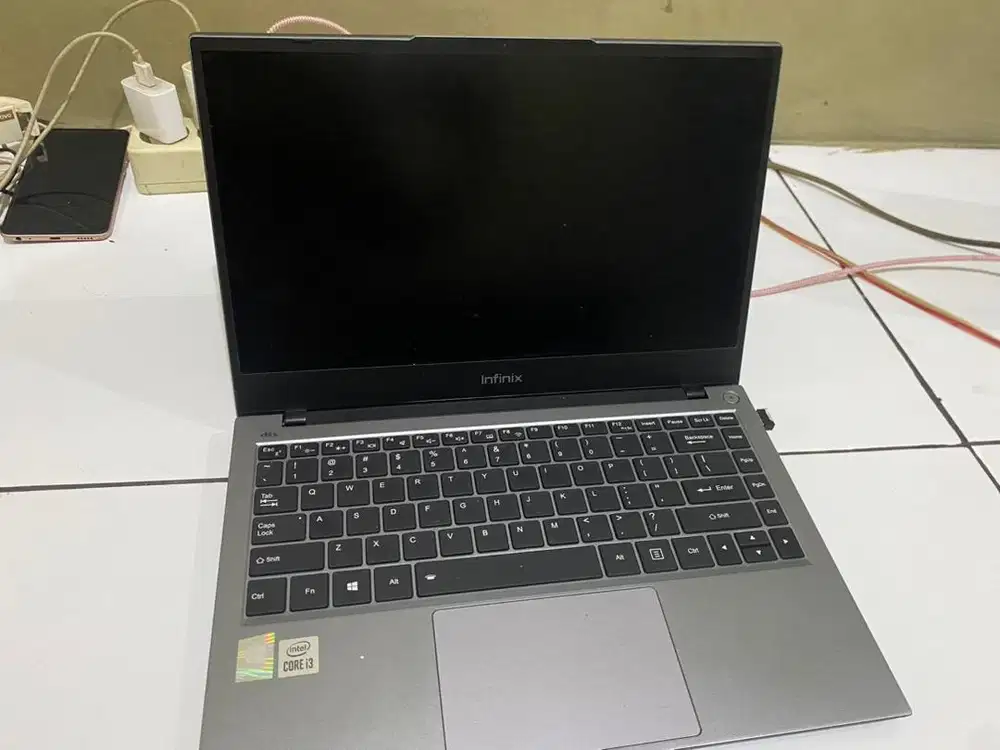 Dijual laptop infinix