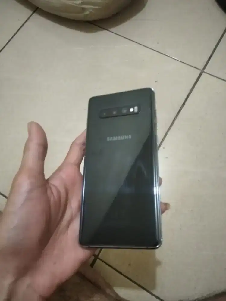 Samsung s10 plus 8/128